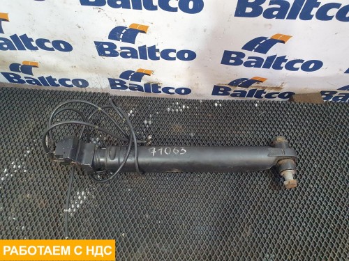 Цилиндр подъема кабины левый